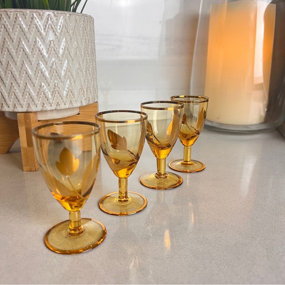 Vintage Toscany Romania Crystal‎ Shot Cordial Liqueur Glasses Set of 4 Gold Rim